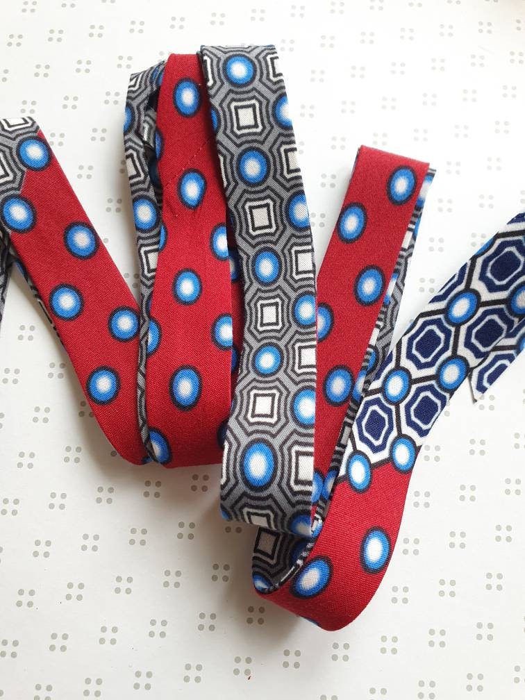 3 Metres of 25mm Red, Blue & Navy African Wax Print Bias Binding / Seam Tape / 100% Soft Cotton