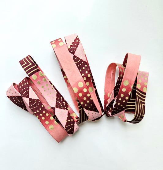 Pink, Burgundy & Gold Embossed African Wax Fabric Bias Binding. 2.5cm Wide | Colourful Print Patterned Tape For Crafting / Quilting.