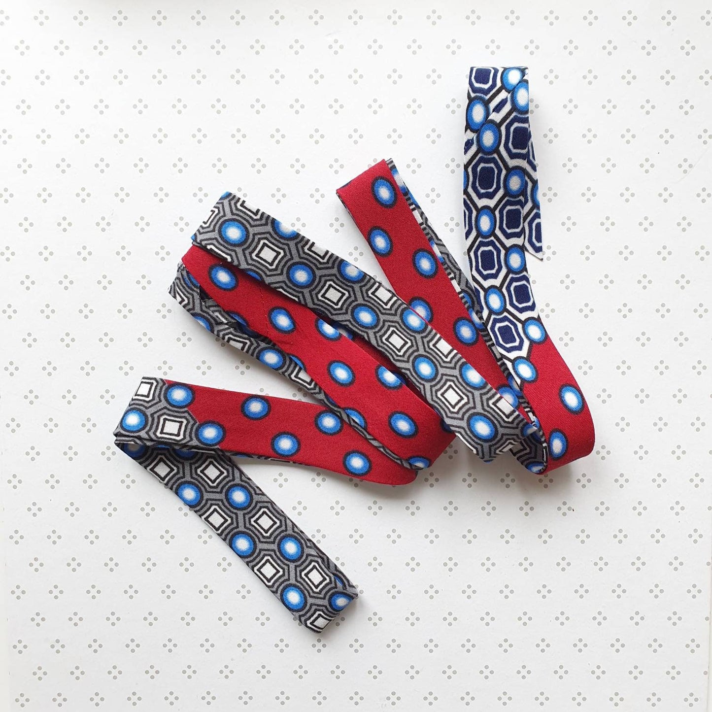 3 Metres of 25mm Red, Blue & Navy African Wax Print Bias Binding / Seam Tape / 100% Soft Cotton