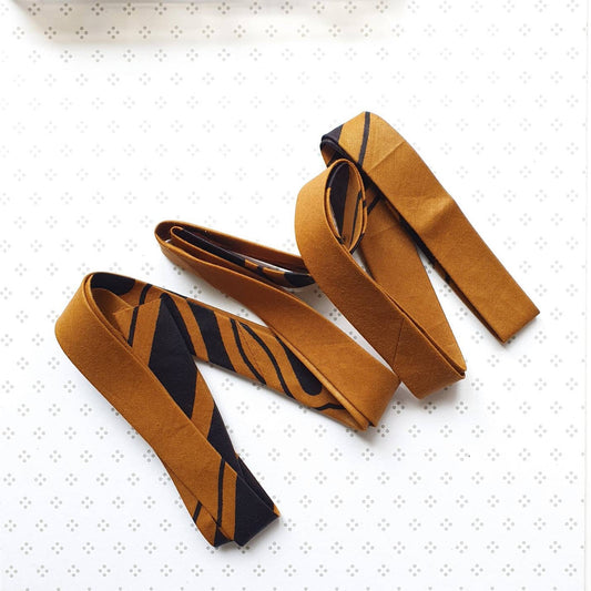 3 Metres of 25mm Brown & Black African Wax Print Bias Binding / Seam Tape / 100% Soft Cotton