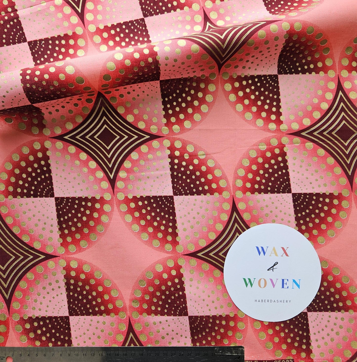 Pink, Burgundy & Gold Embossed African Wax Fabric Bias Binding. 2.5cm Wide | Colourful Print Patterned Tape For Crafting / Quilting.
