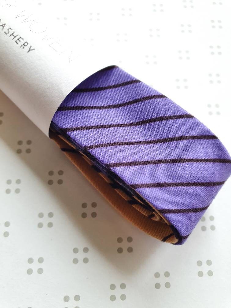 Lilac & beige wax bias tape. 3 metres x 2.5cm wide. 100% soft cotton.